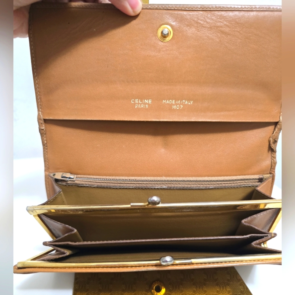 Celine Multicompartment Kisslock Long Wallet - Picture 4 of 5